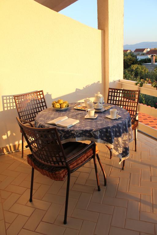 Apartments Ida Sućuraj Buitenkant foto